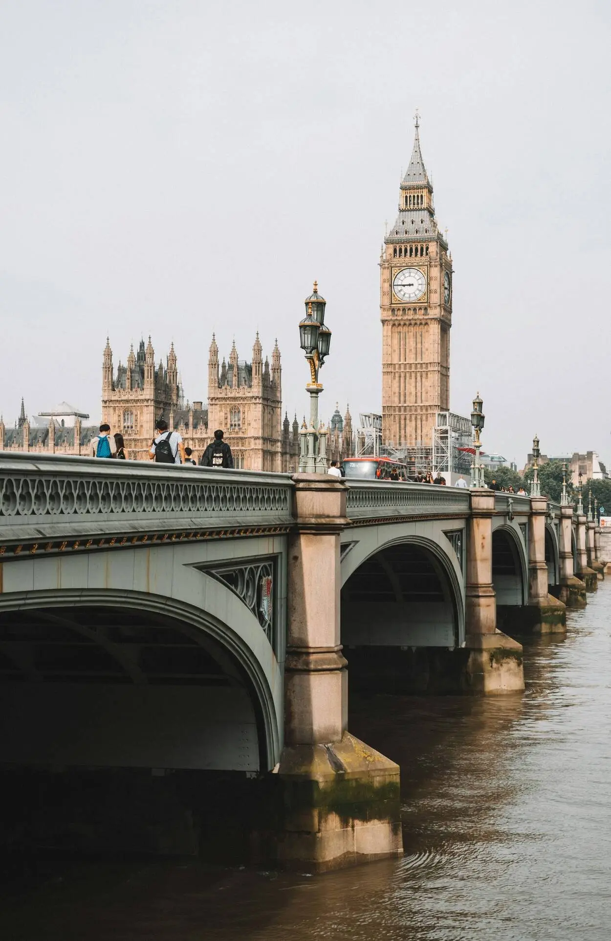 Úvodní obrázek, na které jde vidět Big Ben v Londýně.